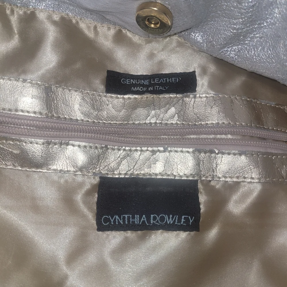 Cynthia Rowley White Textured Hobo Bag made in ITALY